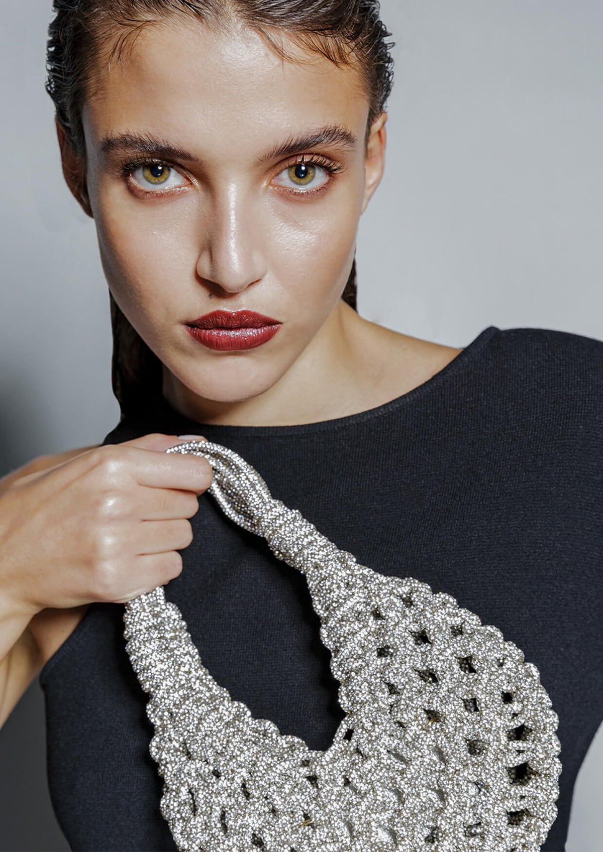Hibourama - Diamond Crystal-Studded Woven Handbag – MADAMVOYAGE