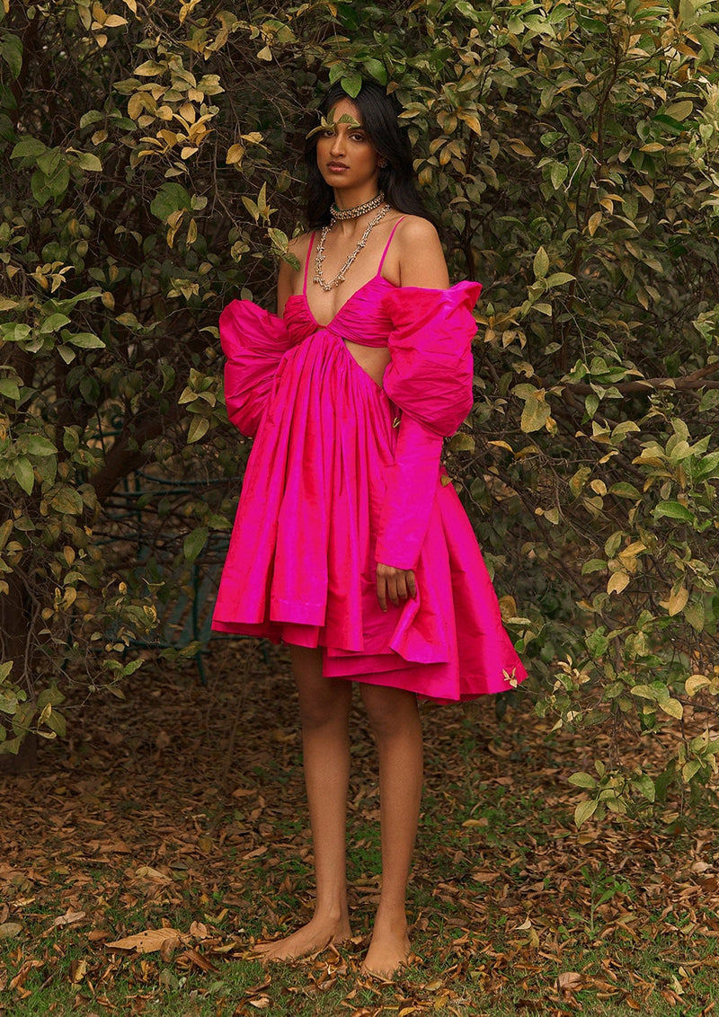 Szabo Sihag Open Back Taffeta Dress – MADAMVOYAGE